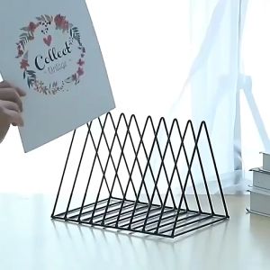 Pembatas Buku Nordic Triangle Shaped Book Magazine Holder Organizer
