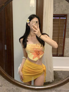 ชุดว่ายน้ำ Bikini สไตล์สาวฮอตสีเหลืองเซ็กซี่ ชุดสามชิ้น ชุดเดินทางไปพักผ่อนในบ่อน้ำร้อนสำหรับผู้หญิง ชุดว่ายน้ำแบบแยกส่วน