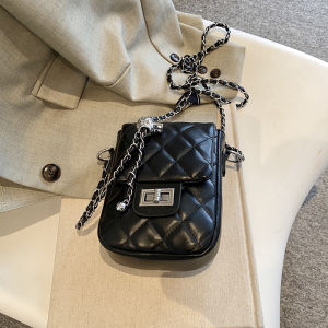 Summer New Fashion Womens Diamond Pattern Embroidery Small Crossbody Bag Chain Mobile Phone Bag Soft PU Leather Pure Color