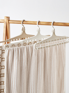Retractable Clothes Hanger Towel Rack Bath Towels Clothes Hanger Quilt Drying Rack Windproof Clothes Hanger