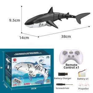 YILIXING | Electric Swinging Realistic Shark Toy