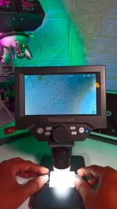 PENGIRIMAN JAKARTA: Lefavor Mikroskop Digital 10 MP 1000X 5.5 Inch LED Display G5