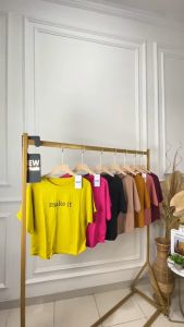 atasan pendek batwing crop sablon/atasan crop/kaos crop/kaos wanita/kaos pendek crop kalong wanita