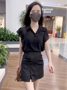 Floral See-Through Slimming Short-Sleeved Blouse