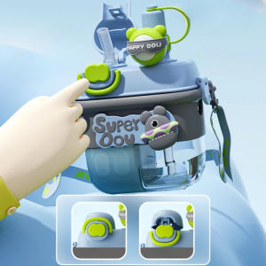 Drinking Bottle Large Capacity Double-Bin Plastic Straw Cup Children Portable Carrying Water Bottle with High Beauty