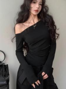 Sweet Black Diagonal Collar Shoulder Long Sleeves T-shirt Female Fall and Winter New Design Sense Niche Style Silm Short Bottoming Top