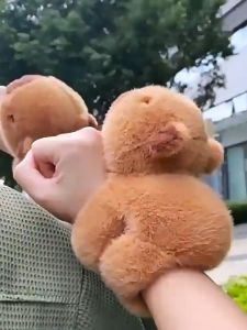 Vòng đập tay chuột lang capybara gấu bông đập tay siêu hot quẫy đuôi vui nhộn phụ kiện trang trí treo xe
