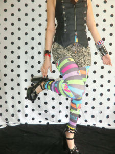 Quần Lót Lưới Thoáng Khí Cho Nữ Mùa Hè 2025 Quần Dài Đến Mắt Cá Chân Họa Tiết Sọc Quần Bó Nâng Mông Cạp Vừa