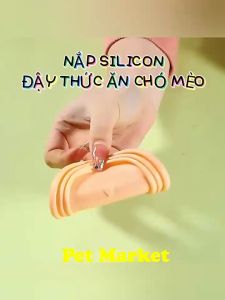 NẮP ĐẬY HỘP LON PATE VÀ MUỖNG LẤY THỨC ĂN CHO CHÓ MÈO BẰNG SILICON TIỆN LỢI AN TOÀN