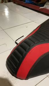 Cover Jok Seat Pelindung Jok Motor (Pakai Karet) Model Lipan Yamaha Nmax Aerox Honda Pcx