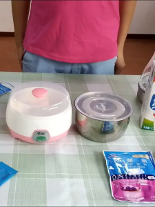Automatic Yogurt Maker with 8 Glass Jars - Multifunctional Fermentation Machine for Homemade Probiotic Yogurt & Natto