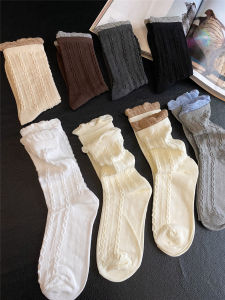 ถุงเท้าข้อสั้นลายดอกไม้ผ้าฝ้ายลินินสีน้ำตาลอ่อน in BLUE Bubble Mouth Cotton Linen Mary Jane Low Saturation Combed Autumn Socks