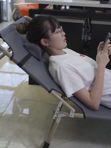 Lunch Break Folding Bed with Mat Portable Loungers Folding Recliner Office Adjustable Nap Bed Heavy Duty Lazy Sofa Bed Multifunctional Lounger with Foam