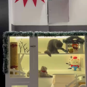 CSM01-[NHÀ GỖ CAO CẤP CHO 2-3 BÉ MÈO RÁP SẴN]CÓ QUẠTĐÈN LEDBÀN CÀO MÓNGBÁNH XE CÓ KHÓA-ROYAL CAT