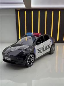MAKEDA | 1:24 Y Model Hellcat Police Car Alloy Diecast Toy with Sound Light Pull Back Doors Opened Miniature Models Cars Accessories Gift