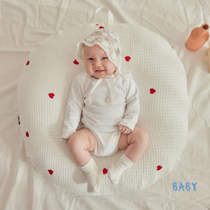 Rototobebe Korean Baby Pillow Nursing Pillow No Vomit/Quilted Cotton/Anti-regurgitation Feeding Pillow Infant Care Newborn Baby Korean Product (Pillow+Cover)