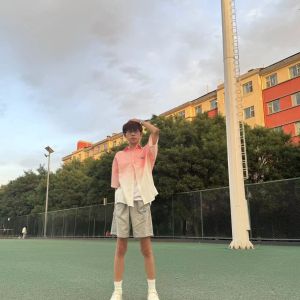 Gradient Color Ice Silk Shirt Mens Fancy Handsome Short Sleeve Thin Jacket for Summer Teenagers Casual Retro Tops