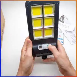 Đèn led 6 bóng năng lượng mặt trời XLD-6 cảm biến chống trộm
