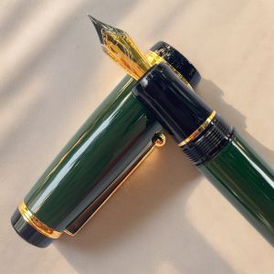 Metal Big Fountain Pen Medium Nib 0.7mmFor VIP collection Heavy calligraphy writing pen Painted Finish (BlackRedgreenred
