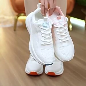 Women's White Shoes: Thick-Soled Lightweight Running Shoes for Fashionable Spring Breathable Sports Shoes