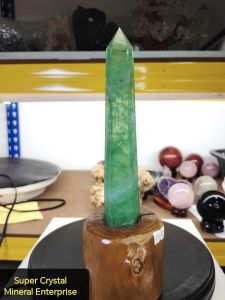 Natural High Grade Green Fluorite Crystal Point Ornament FFP05