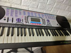 đàn Casio CTk620L(lướt) kèm nguồn chân túi