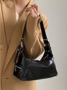 New 2025 Ladies Motorcycle Underarm Bag Small Wax Leather Single Shoulder Handbag Fashionable Trendy Design Youth Casual Style