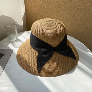 หมวกฟางลําลองสําหรับผู้หญิงเหมาะสําหรับการออกนอกบ้านชายหาด สไตล์เกาหลี ป้องกันแสงแดดฤดูร้อนอเนกประสงค์พร้อมดีไซน์โบว์ผีเสื้อ