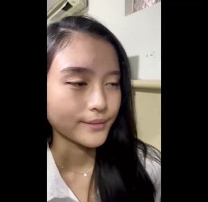 DANGLE LOOK/BELI 1 GRATIS 1/PENJEPIT BULUMATA DENGAN SISIR EYELASH CURLER
