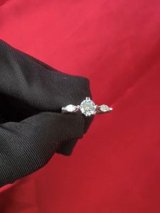 Diamcity (Free Gra Certificate) 925 Perak Bertatahkan Moissanite Cincin Permata Kelas Atas Wanita Dalam Perhiasan Grosir