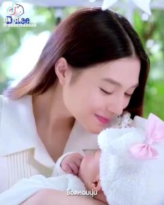 Nước xả vải Dnee túi 550ml chính hãng Thái / Không gây kích ứng cho dàn da nhạy cảm của bé. Phù hợp cho trẻ từ sơ sinh đến lớn ! !