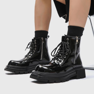 Brand CLAIAMI New Casual Versatile Men Boots Front Lace-up Side Zipper Black Patent Leather Men Ankle Boots High Quality Handmade Leathe Men Shoes