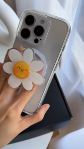 GALADO Silly Daisy 360 Rotating Magnetic Phone Grip