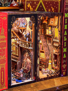 Hogwarts Starlit Lounge DIY Miniature House