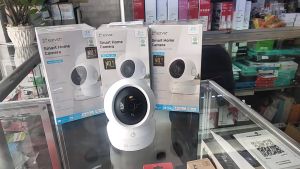 Camera Wifi trong nhà Ezviz CS-H6C PRO 4MP  (4MP / Đàm thoại 2 chiều / Gọi Video trên Camera)