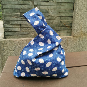 Japanese Style Cotton Handbag with Wristlet Floral Print Casual Leisure Tote Bag Youth Friendly Foldable Medium Size