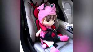 Ghế Ngồi Ô Tô Cho Bé Thoáng Khí Đệm Lưới 3 Lớp – Dây Đai 5 Điểm Lắp Nhanh Dùng Cho Mọi Xe