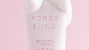 FOREO SUPERCHARGED Triple-Action Firming Serum - Conductive Gel - Anti-aging Face Care - Hyaluronic Acid & Squalane - All Skin Types - Vegan & Cruelty-Free - 30ml