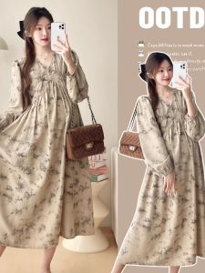 Maternity Dress Fashion Long Sleeve V-Neck Print Loose Casual Skirt Autumn Season Pregnant Women Dress Korean Style Daily Wear