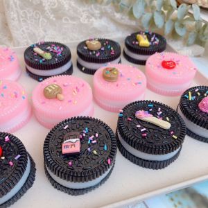 UUMIR Mochi Taba Biscuit Pinching Toy Food Play Big Oreo Squeeze Dessert Toys  Fidget M Beans Sandwich Fidget Toy