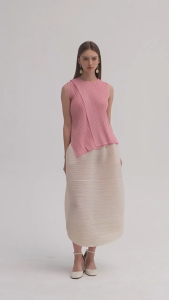 สไตล์เกาหลีแบบใหม่ฤดูร้อนสีทึบกระโปรงสั้นนุ่มและเอวสูงลดไขมันสำหรับผู้หญิงที่มีกระโปรงทรงเอสไตล์ Ins