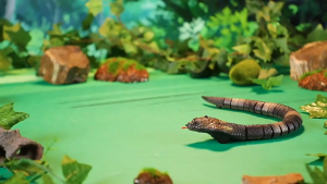 Đồ chơi rắn hổ mang điều khiển từ xa và rắn sữa cảm biến hồng ngoại chuyển động tự tránh vật cản