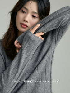 Áo Knit Tay Dài Cổ Tròn Nửa Cao Màu Xám
