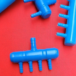 ถูกที่สุด🔥ท่อแยกลมพลาสติก ทนทาน สีน้ำเงิน ท่อเข้า 8มม. - ท่อออก 4มม. ขนาด 2/3/4/6/8/10/12 ทาง (สำหรับแยกลม ออกเป็นหลายทาง)