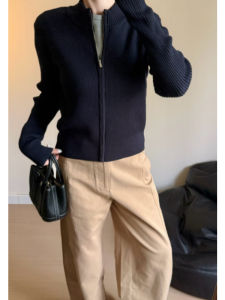 YUEZHONGWEI | Ladies Black Zipper Cardigan