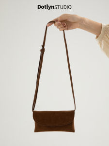 Dotlyn Faux Velvet Flip Cover Small Square Bag Commuter Single Shoulder Crossbody Bag Women Soft Magnetic Buckle Closure