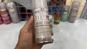 Chai Xịt Bảo Vệ Mô Hình Chống Phai Màu Mr. Super Clear UV Cut Gloss B522