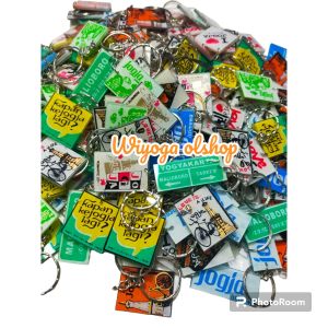 gantungan kunci akrilik khas jogja / accesoris gantungan kunci khas jogja / oleh oleh khas jogja