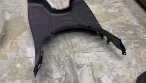 Miếng lót sàn trên chổ để chân người lái xe SH Mode đời 2013 đến 2019 phụ tùng dàn áo thay thế