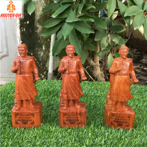Tượng Trần Hưng Đạo Gỗ Hương 20cm – Hưng Đạo Vương Trần Quốc Tuấn Trang Trí Quà Tặng